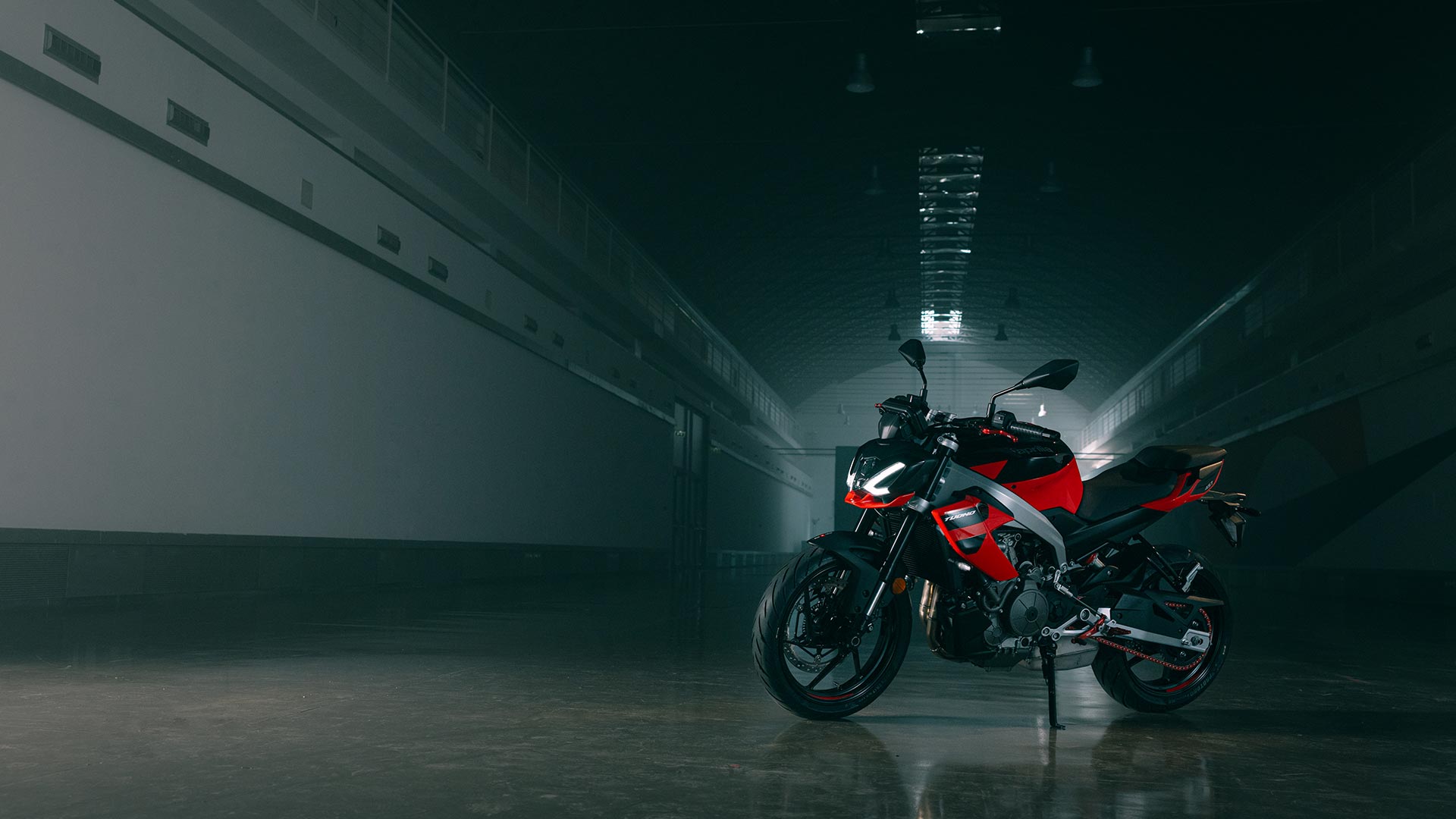 Moto Aprilia Tuono 457